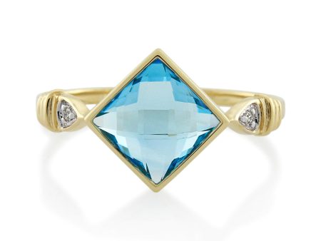 9ct Yellow Gold Blue Topaz and Diamond Ring For Sale