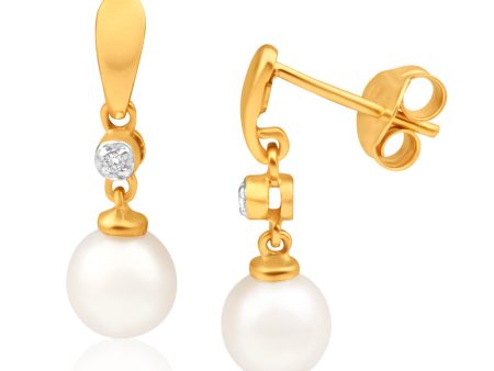 9ct Charming Yellow Gold Diamond + Pearl Drop Earrings For Sale